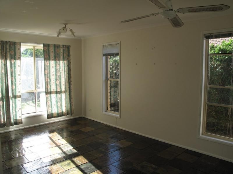 16 Gardenvale Road, Morayfield QLD 4506