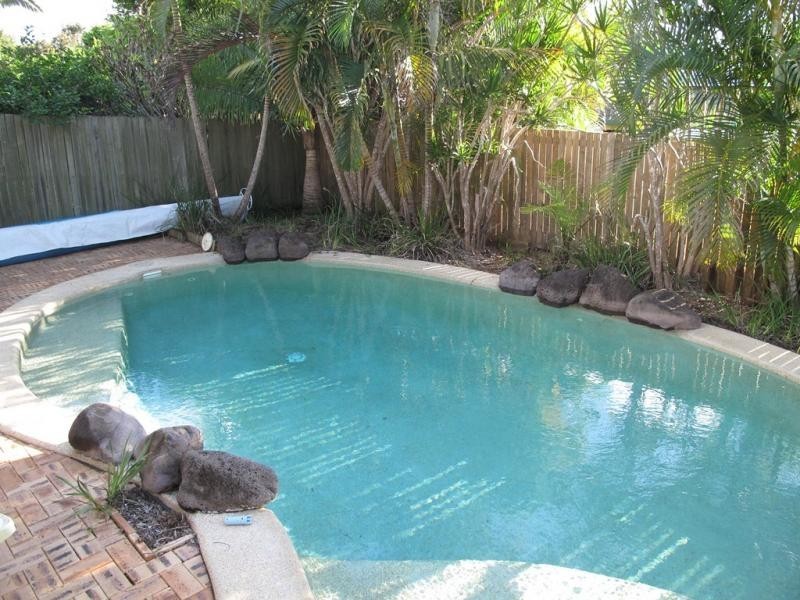 16 Gardenvale Road, Morayfield QLD 4506