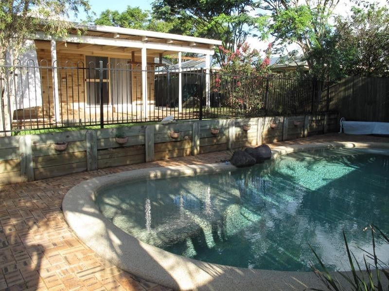 16 Gardenvale Road, Morayfield QLD 4506