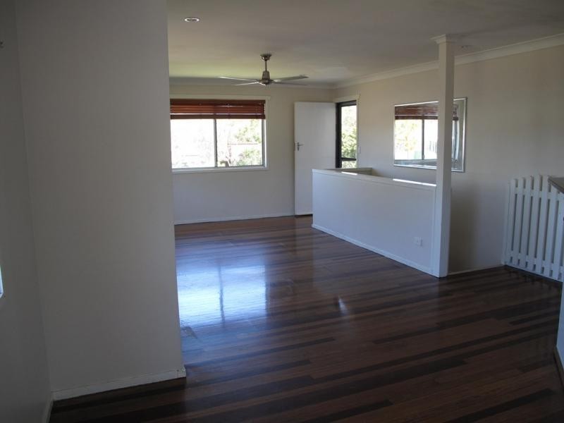 1/27  Henderson Road, Burpengary QLD 4505