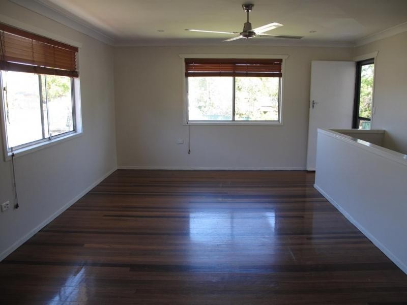 1/27  Henderson Road, Burpengary QLD 4505