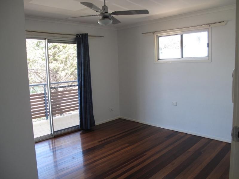 1/27  Henderson Road, Burpengary QLD 4505