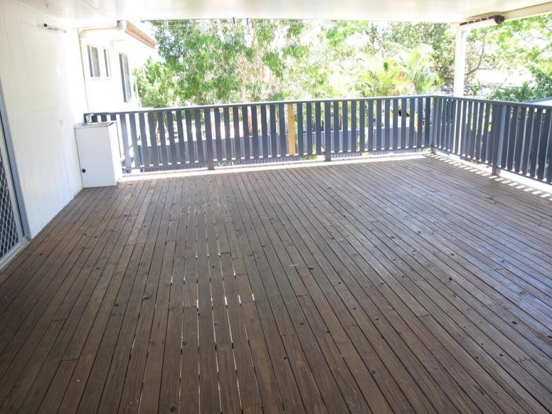1/27  Henderson Road, Burpengary QLD 4505