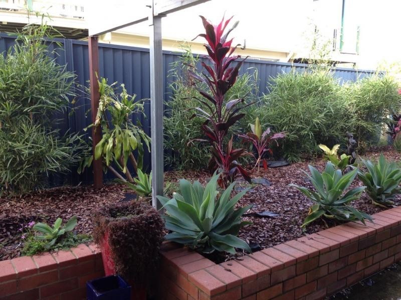 1/27  Henderson Road, Burpengary QLD 4505