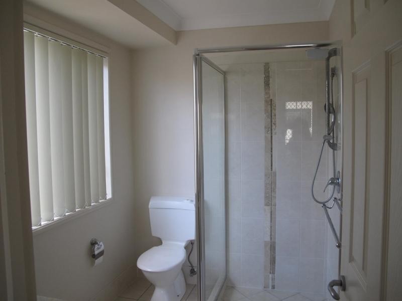 4 Lennon Boulevard, Narangba QLD 4504