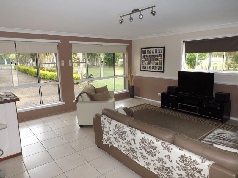 143 Thornbill Drive, Upper Caboolture QLD 4510