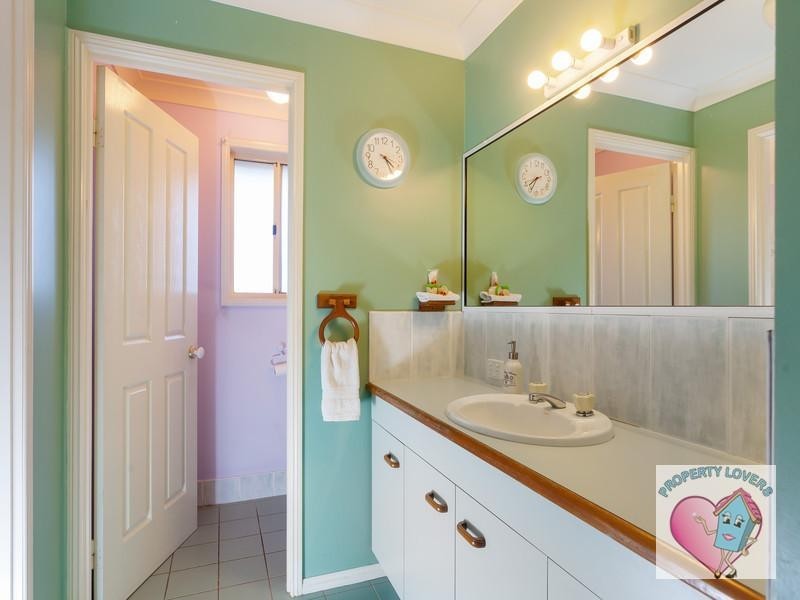 13 Parkwood Place, Bellmere QLD 4510