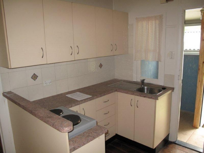 3/877 Beachmere Road, Beachmere QLD 4510