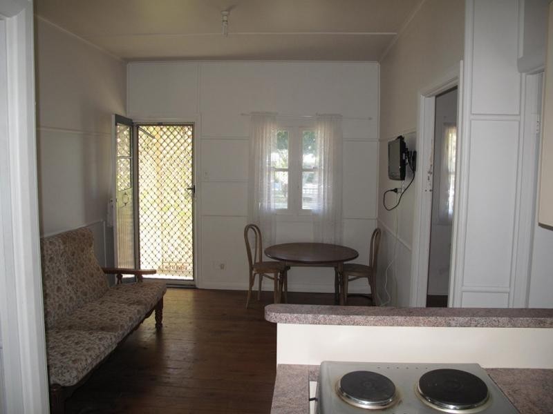 3/877 Beachmere Road, Beachmere QLD 4510