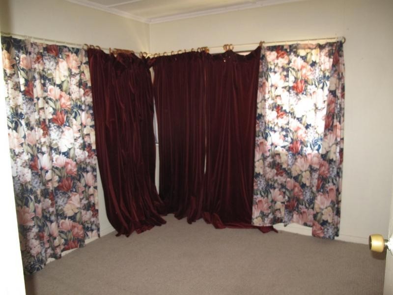 24 Dennis Street, Caboolture QLD 4510