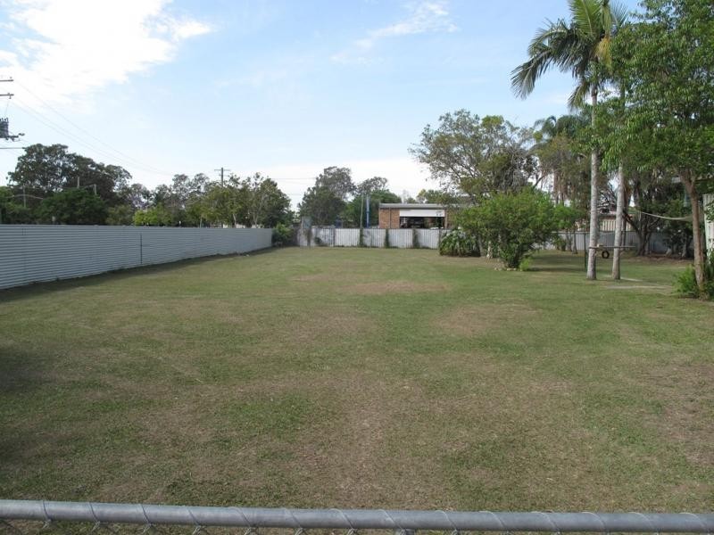 24 Dennis Street, Caboolture QLD 4510