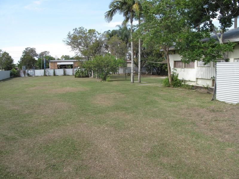 24 Dennis Street, Caboolture QLD 4510