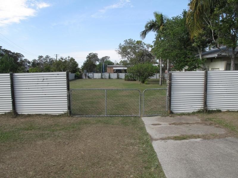 24 Dennis Street, Caboolture QLD 4510