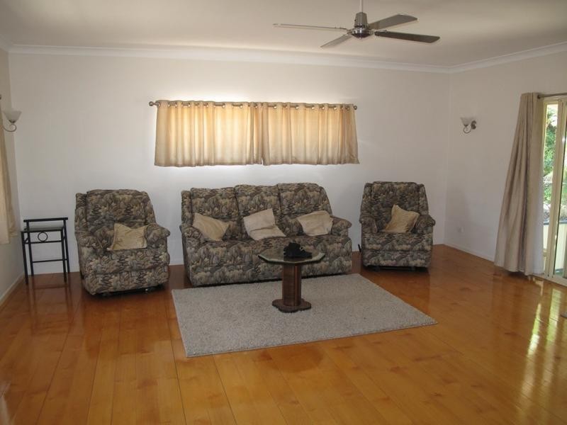 4/877 Beachmere Road, Beachmere QLD 4510