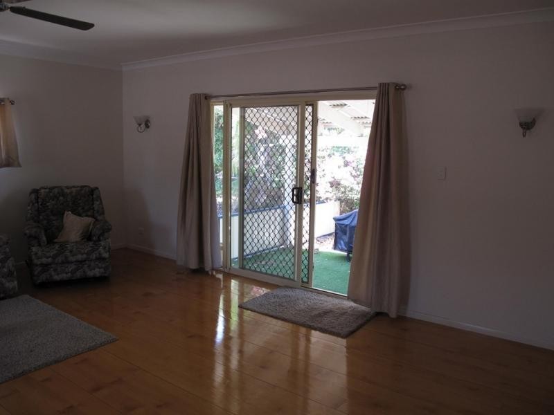 4/877 Beachmere Road, Beachmere QLD 4510