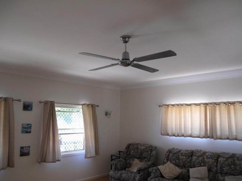 4/877 Beachmere Road, Beachmere QLD 4510