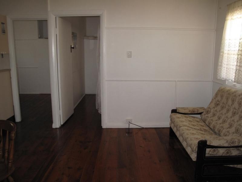 4/877 Beachmere Road, Beachmere QLD 4510