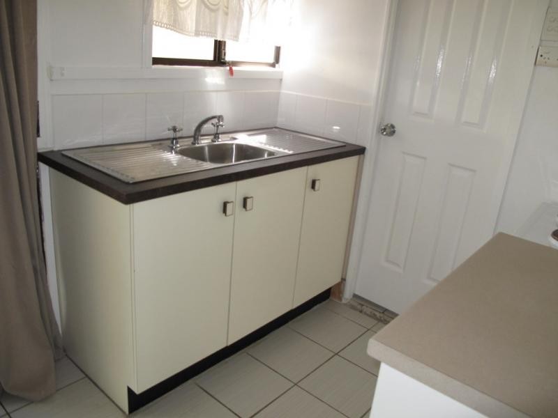 6B Moreton Terrace, Beachmere QLD 4510