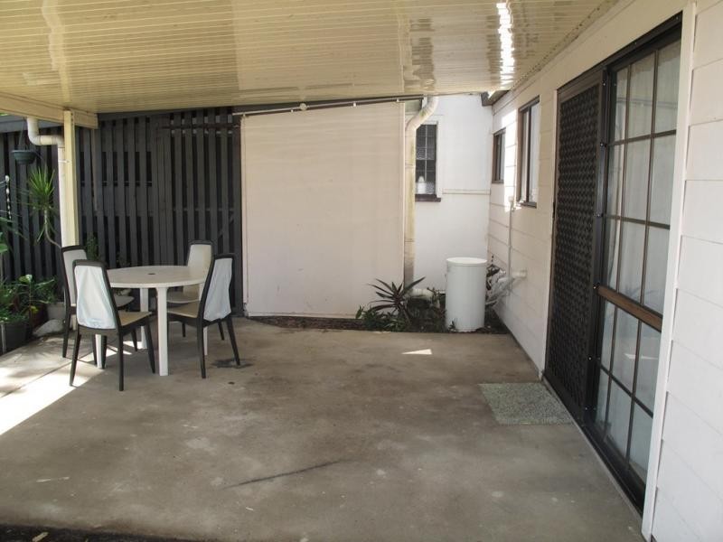 6B Moreton Terrace, Beachmere QLD 4510