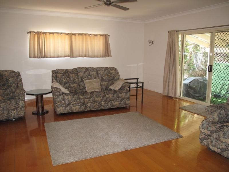 4/877 Beachmere Road, Beachmere QLD 4510