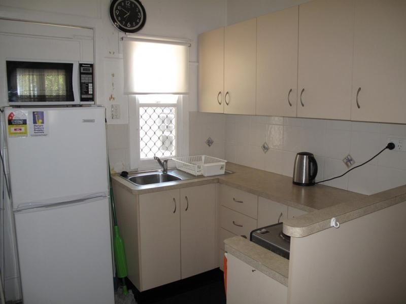 4/877 Beachmere Road, Beachmere QLD 4510