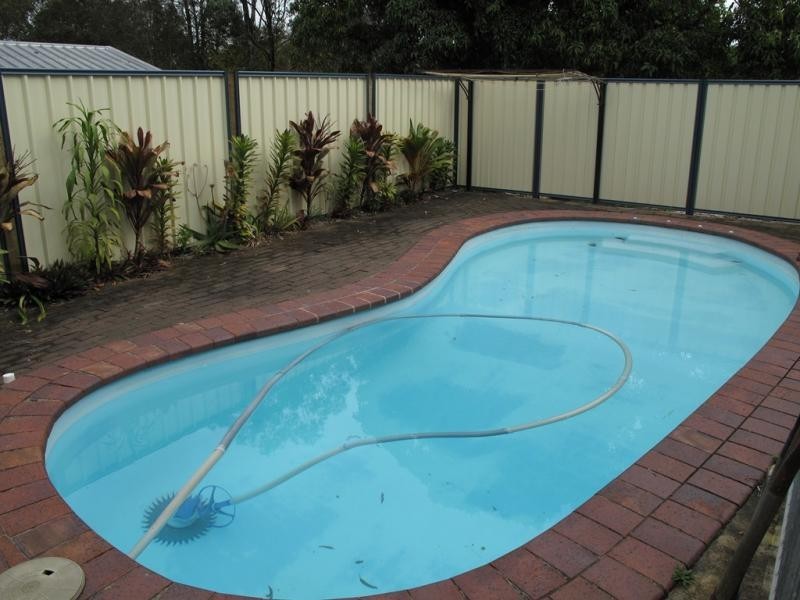 Room 5/166 King Street, Caboolture QLD 4510