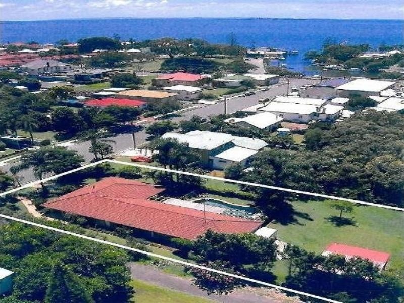 30 Wilde Street, Wynnum QLD 4178