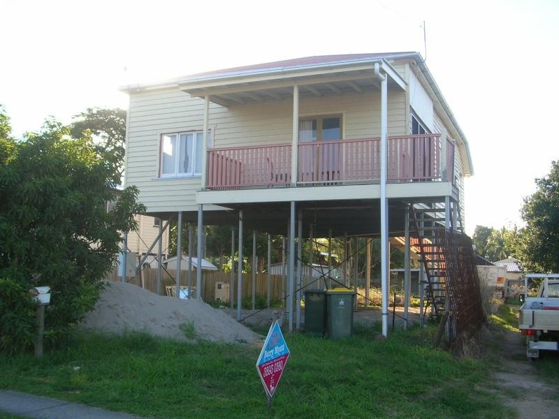 43 Glenora Street, Wynnum QLD 4178