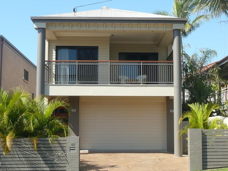 42 Chestnut Street, Wynnum QLD 4178