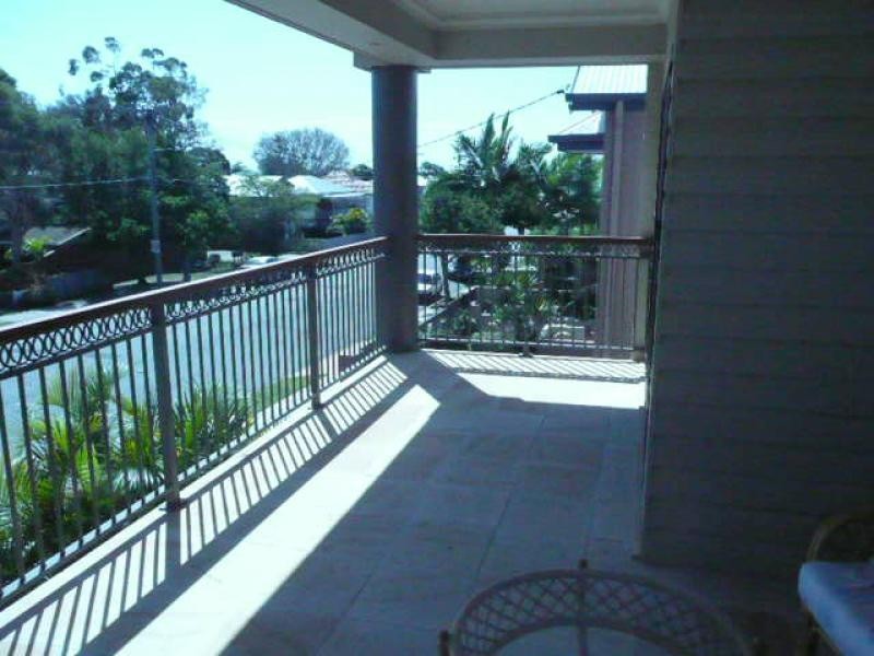 42 Chestnut Street, Wynnum QLD 4178