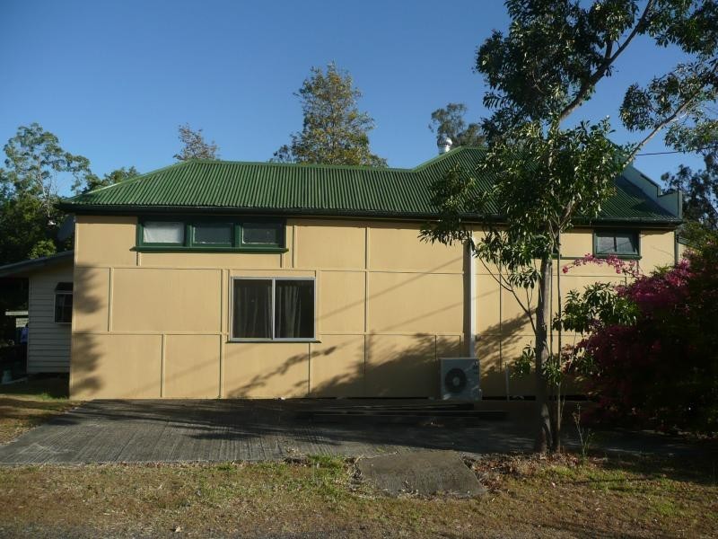 28 George Street, Linville QLD 4306