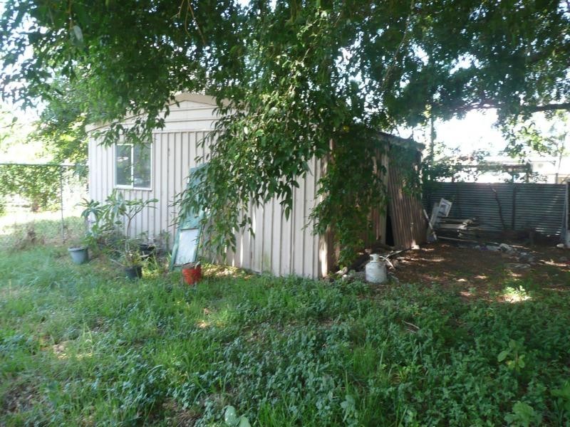 11 Glenora Street, Wynnum QLD 4178