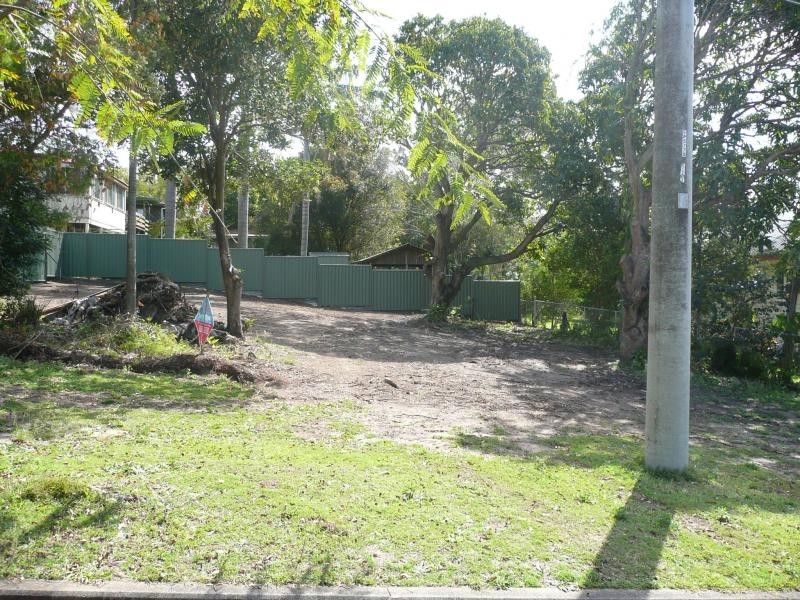 4  Ulagree Street, Wynnum West QLD 4178
