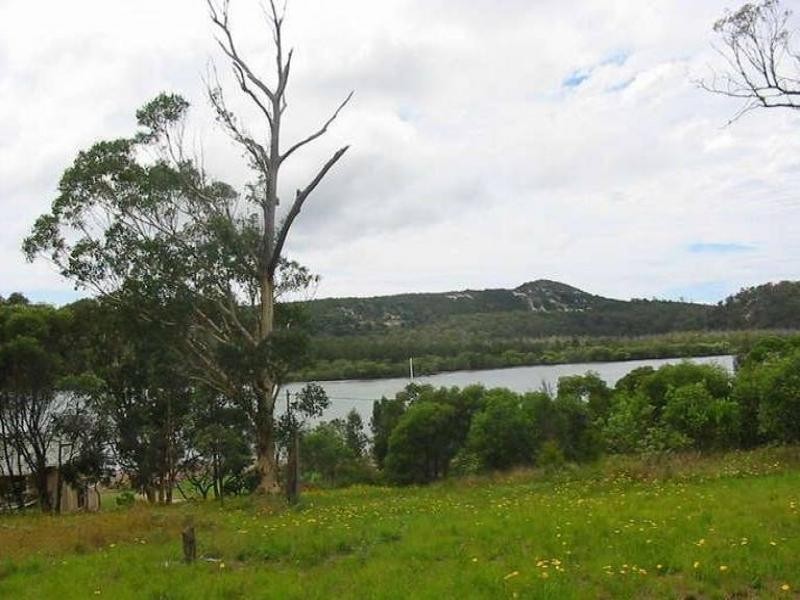 72 Wahine Drive, Russell Island QLD 4184