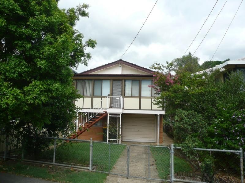 39  Bellevue Parade, Lota QLD 4179