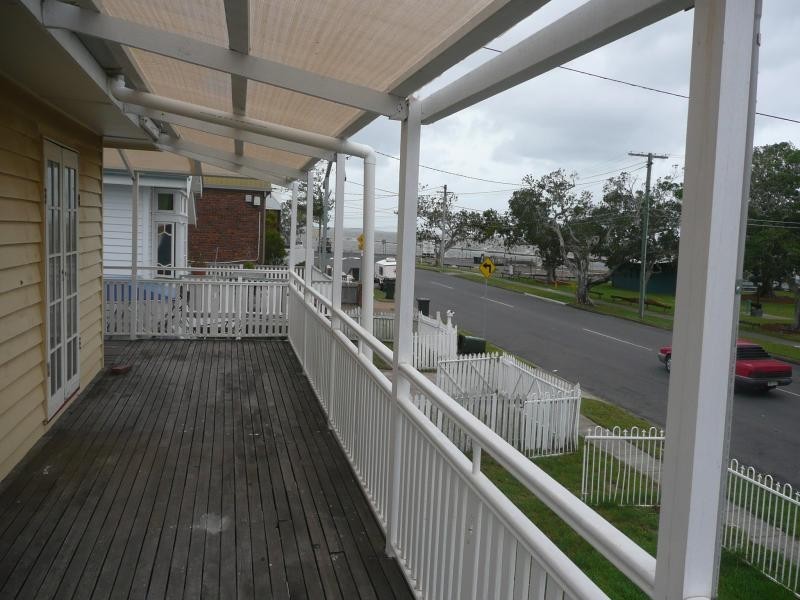 11 Glenora Street, Wynnum QLD 4178