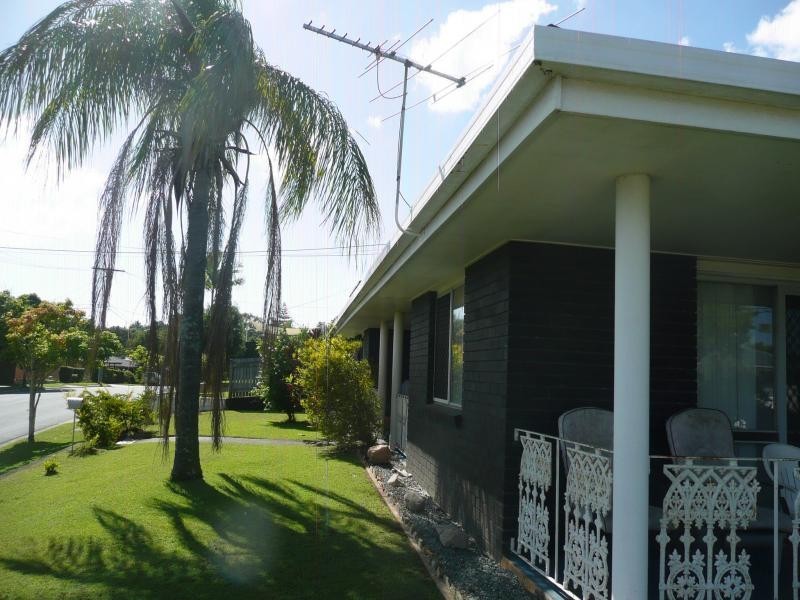 1 Nemarra Street, Wynnum QLD 4178