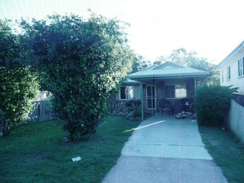 13 Bowering Street, Lota QLD 4179