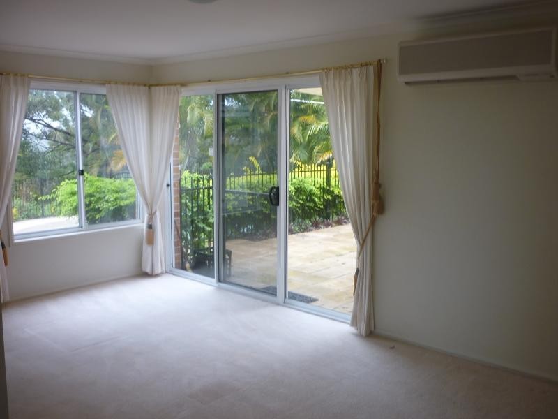 6 Earle Court, Tallai QLD 4213
