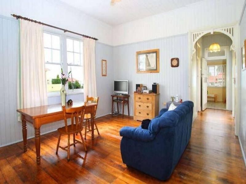 108 Gordon Parade, Manly QLD 4179