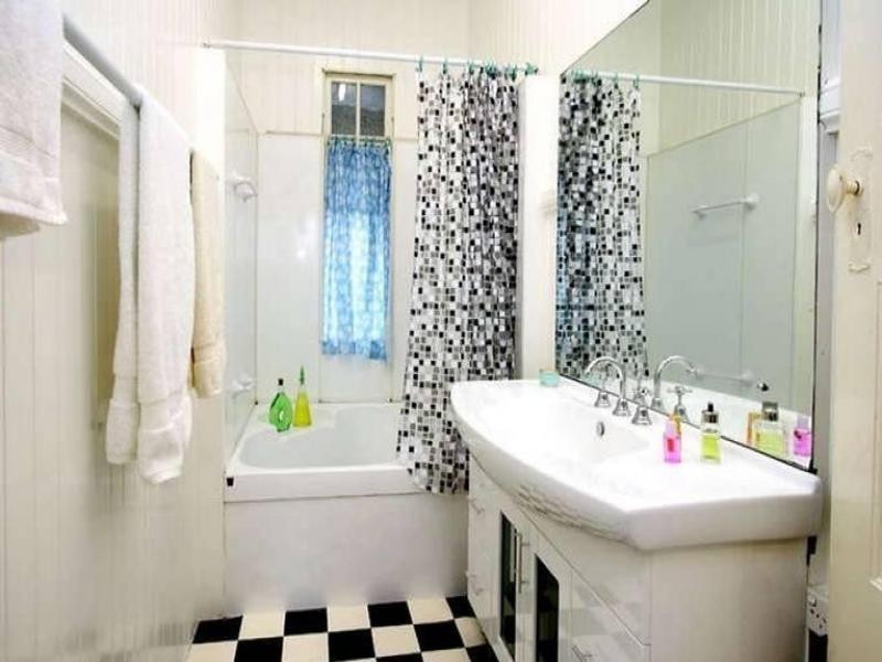 108 Gordon Parade, Manly QLD 4179