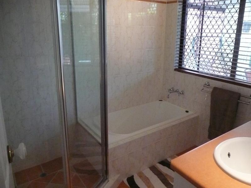 133 Randall Road, Wynnum West QLD 4178