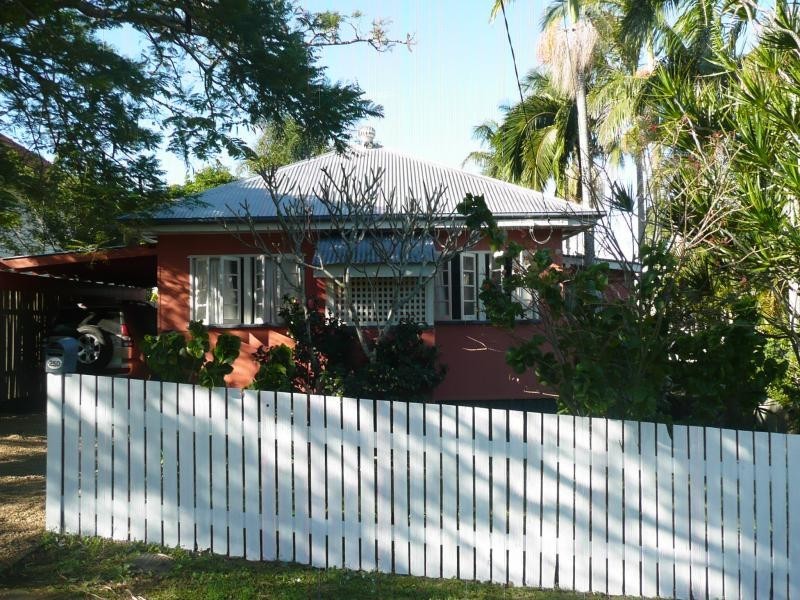 250 Whites Rd, Lota QLD 4179