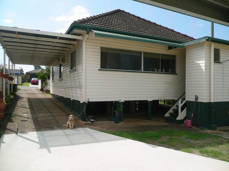 10 Berrimilla Street, Manly West QLD 4179