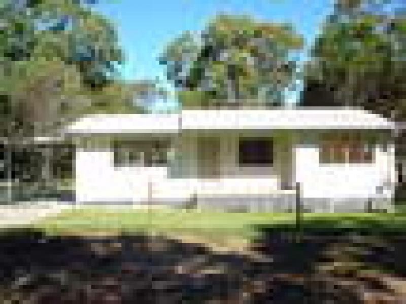 22 Cathy Street, Macleay Island QLD 4184