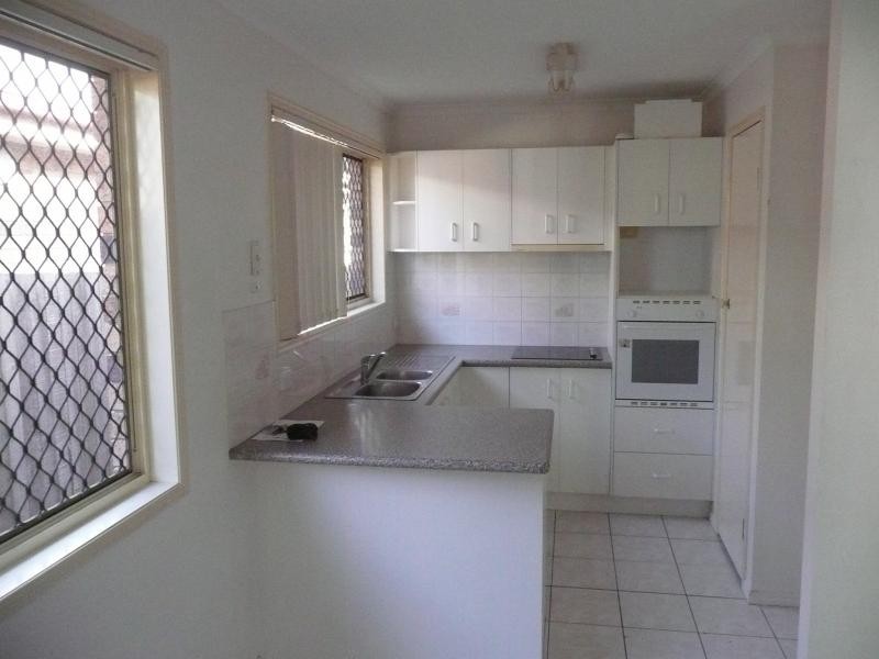 13 Bowering Street, Lota QLD 4179
