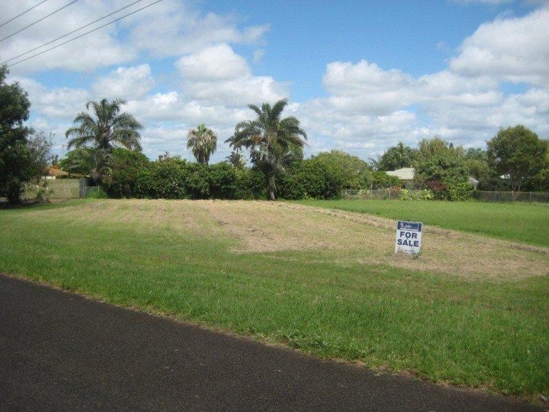 12 Milton Street, Burnett Heads QLD 4670
