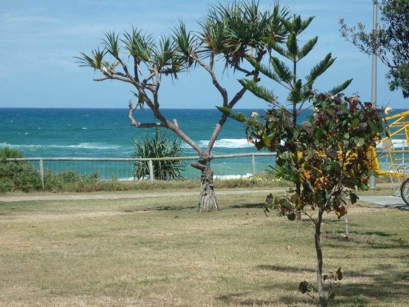 10/276 Esplanade, Miami QLD 4220