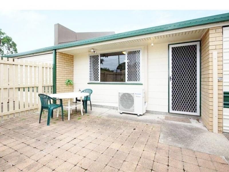 2/43 Drayton Terrace, Wynnum QLD 4178
