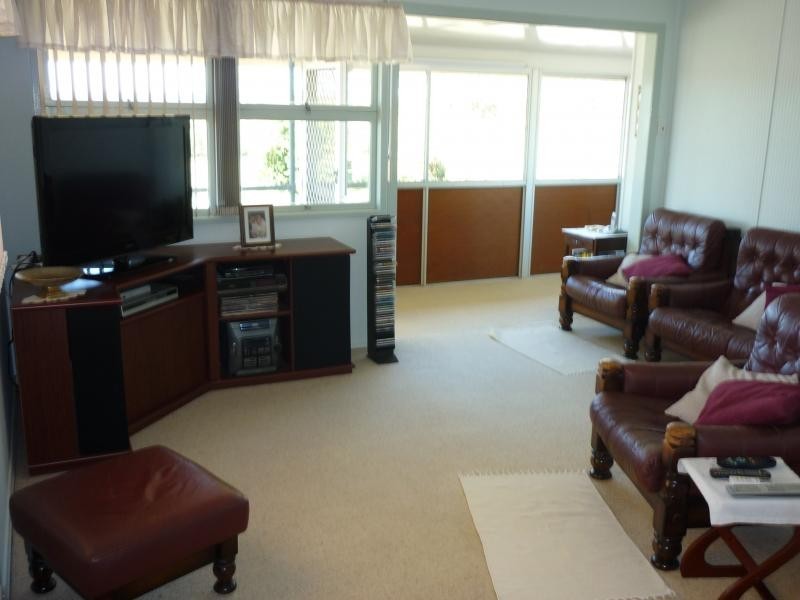 725 Esplanade, Lota QLD 4179